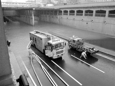 北方遭强降雨 国家防总启动防汛Ⅲ级应急响应