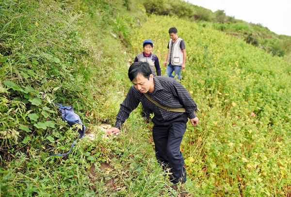 贵州屋脊“第一书记”　七年坚守攻坚脱贫